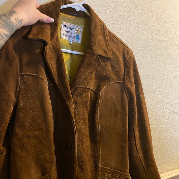 Vintage 60s Brown Suede Fringe Jacket M/L ๐ค fringe hem ๐ค western detail ๐ค - Picture 12 of 12